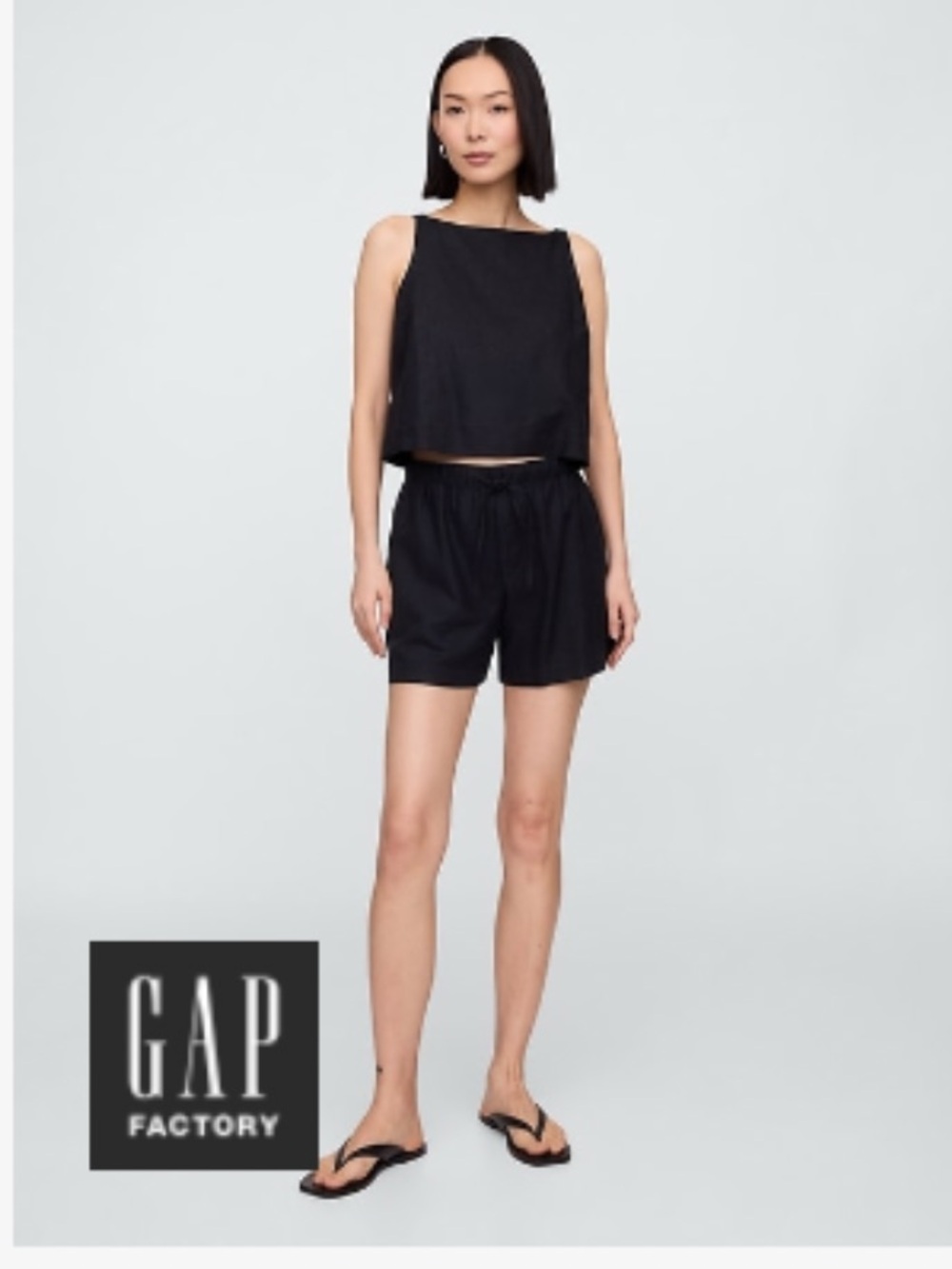 GAP Mid Rise Pull On Linen Blend Shorts